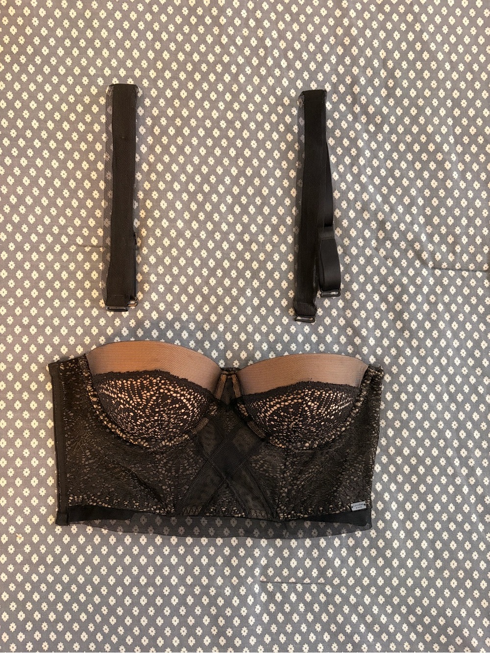 Calvin Klein Black Lace Longline Strapless Bra Corset Removable Straps 32A